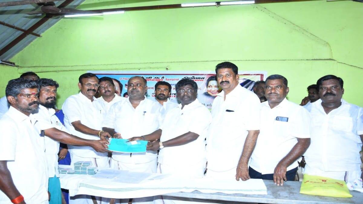 பொய் மூட்டையை கர்நாடக துணை முதலமைச்சர் தமிழ்நாட்டிற்கே வந்து தைரியமாக கூறுகிறார் - ஆர்.பி.உதயகுமார் !