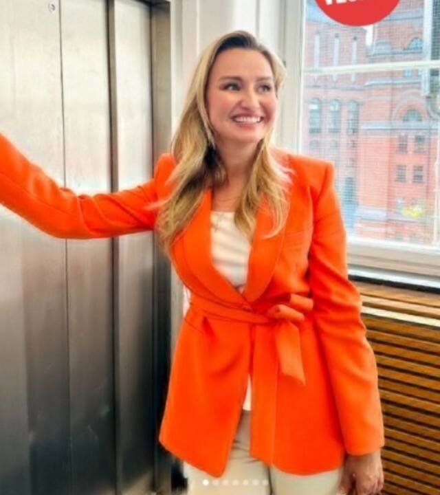 डेप्युटी पीएम एबा बुश ने कहा कि स्वीडन में रहने वाले मुसलमानों को स्वीडिश मूल्यों के अनुकूल होकर रहना होगा.