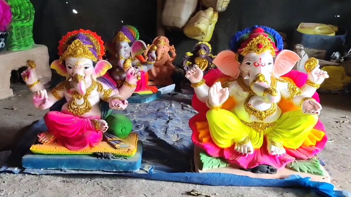 Vinayagar Chaturthi 2024: நெருங்கும் விநாயகர் சதுர்த்தி.. விதவிதமான விநாயகர் சிலைகள் விறுவிறு விற்பனை..