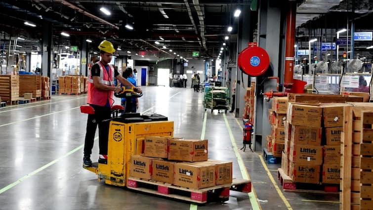 Flipkart Jobs E-commerce giant To Create 1 Lakh Jobs For The Big Billion Days 2024 Expands Fulfilment Centres Across India Flipkart To Create 1 Lakh Jobs For The Big Billion Days 2024; Expands Fulfilment Centres Across India