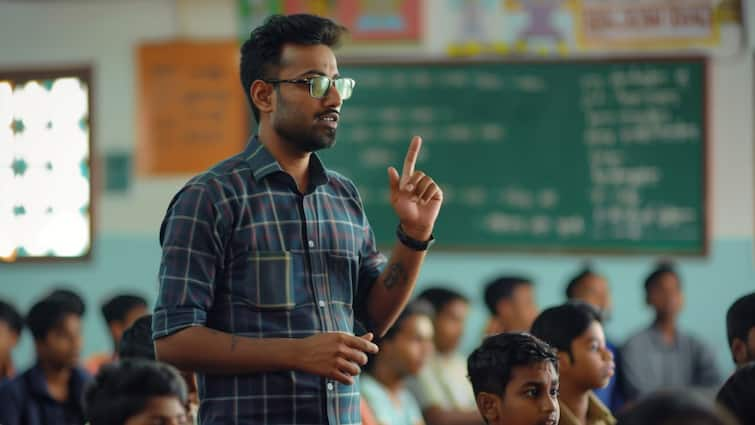 Teachers' Day 2024: 10 Challenges Teachers Face In Their Classrooms Teachers' Day 2024: 10 Challenges Teachers Face In Their Classrooms