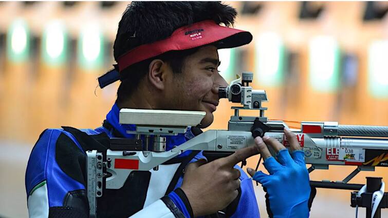 Dhanush Srikanth wins three golds at World Deaf Shooting Championship Dhanush Srikanth: గురి చూస్తే అర్జునుడు గుర్తు రావాల్సిందే ! ధనుష్‌ శ్రీకాంత్ తోపులకే తోపు