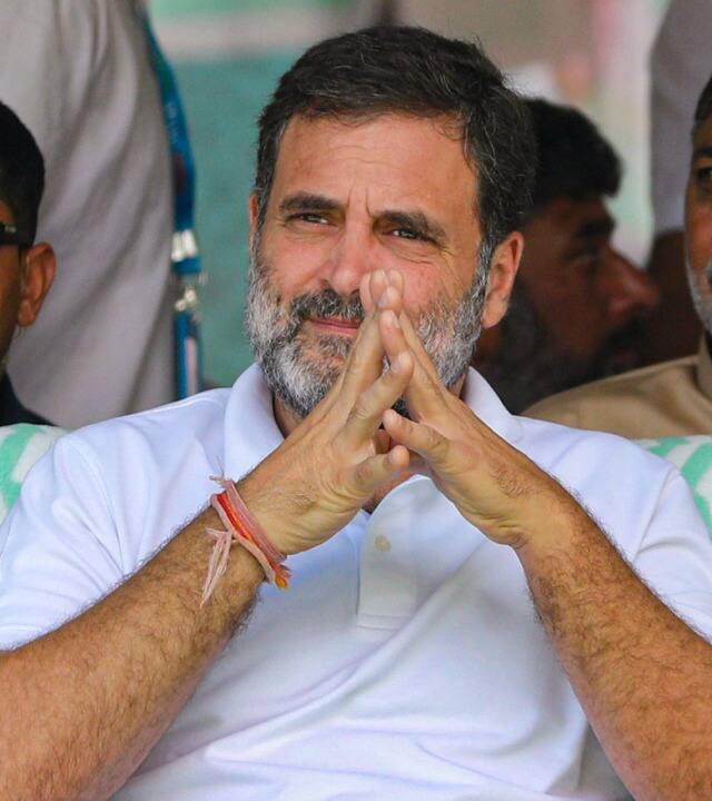 उन्होंने आगे कहा कि राहुल गांधी एक सभ्य इंसान हैं, वह अच्छी तरह से शिक्षित हैं, उनके पास सही डीएनए है और मैं उन्हें कांग्रेस की लोकतंत्र की अवधारणा के संरक्षक के रूप में देखता हूं, जिसे उन्होंने हमेशा बढ़ावा दिया है.