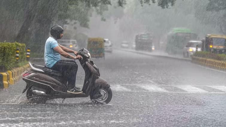 4 systems simultaneously active in Gujarat, heavy rain forecast in 6 districts today Gujarat Rain Forecast: ગુજરાતમાં એક સાથે 4 સિસ્ટમ સક્રિય, આજે 6 જિલ્લામાં અતિભારે વરસાદની આગાહી