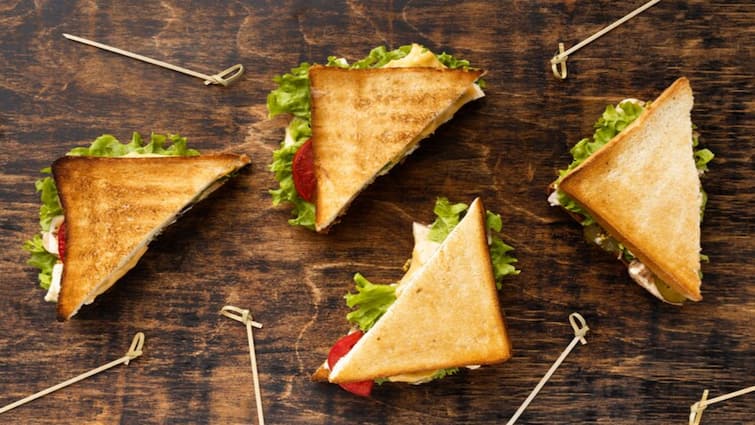 why sandwiches are cutting in triangular shape Telugu News: శాండ్ విచ్ త్రిభుజాకారంలోనే ఎందుకు క‌ట్ చేస్తారు? ఇందులో ఇంత లెక్క ఉందా?