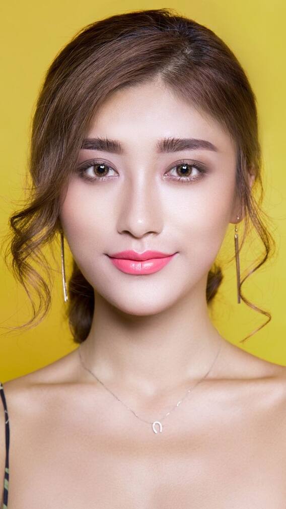 சருமத்தை பளபளப்பாக்கும் டீடாக்ஸ் வாட்டர்கள்!