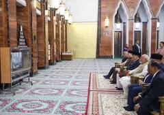 PM મોદીએ બ્રુનેઇમાં ઐતિહાસિક સુલતાન ઉમર અલી સૈફુદ્દીન મસ્જિદની લીધી મુલાકાત