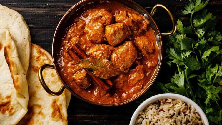 chicken tikka masala TasteAtlas a popular food review site where it categorised as a British dish igniting a debate among netizens Chicken Tikka Masala : चिकन टिक्का 'मसाला'वरून भारत आणि पळवून लावलेले इंग्रज पुन्हा आमनेसामने आलेत! नेमका वाद कशाने वाढला?