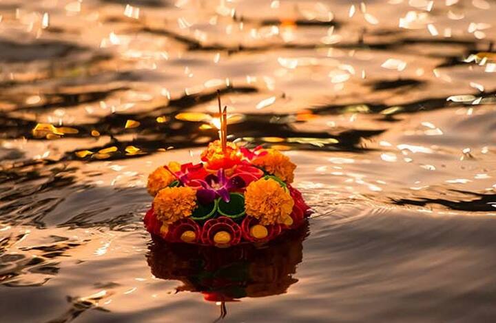 हिंदू पंचांगानुसार, यावर्षी पितृ पक्ष मंगळवार, 17 सप्टेंबरपासून सुरू होत आहे आणि 2 ऑक्टोबर रोजी सांगता होईल.