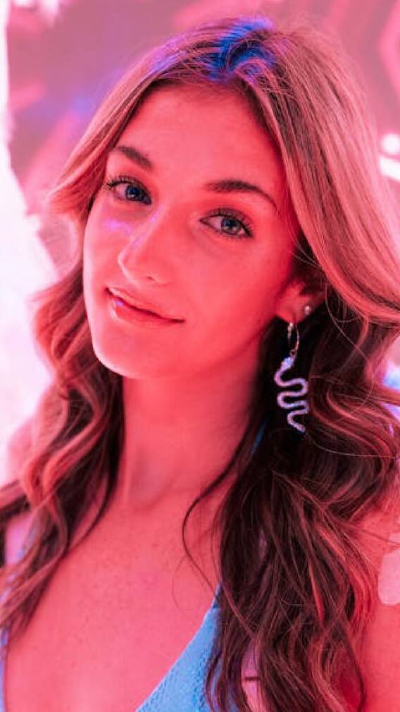 घरच्या घरी मेकअप करण्याची सोपी पद्धत जाणून घ्या.