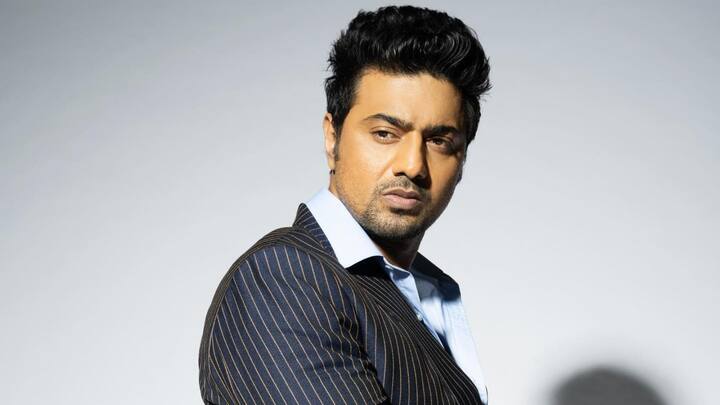 দেব বলেছেন, ' আজকে কন্যাশ্রী, রূপশ্রী বা 'বেটি বাঁচাও বেটি পড়াও' অর্থহীন হয়ে যাবে যদি এমন ঘটনা প্রত্যেকদিন ঘটে। এখনই কেন্দ্রীয় সরকারের সর্বদলীয় বৈঠক ডাকা উচিত আর ধর্ষকদের বিরুদ্ধে আইন প্রণয়ন করা উচিত। ধর্ষকেরা আতঙ্কবাদীদের থেকেও ভয়ঙ্কর।'