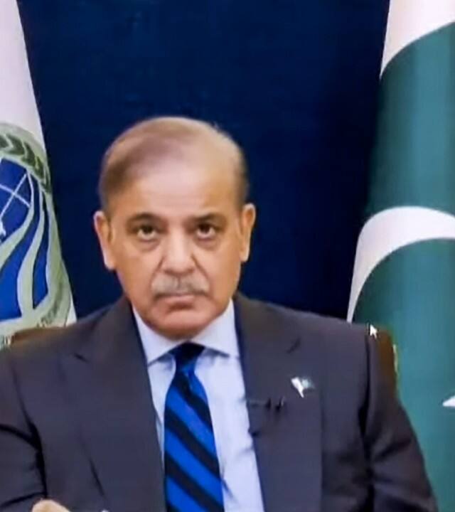 संसद और इन इलाकों में मचे बवाल के देखते हुए ऐसे कयास लग रहे हैं कि कहीं पाकिस्तानी सरकार के हाथों से बलूचिस्तान और खैबर पख्तूनख्वा निकल न जाएं.