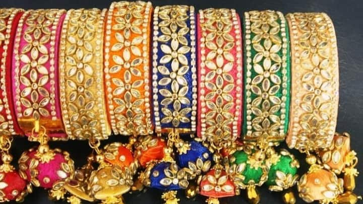 7. Glass Bangles with Zari and Stone Inlay: Zari and stonework glass bangles are ideally suited to give a soft but sophisticated look. These bangles completely blend with soft and lightweight fabrics. A georgette saree with a hint of shimmer or a breezy chiffon lehenga in shades of gold or red for a soft and feminine style. (Instagram/ royal_entice)