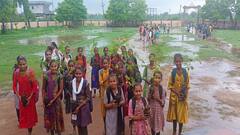 Teachers Day 2024: આચાર્ય વિનય પટેલે સ્કૂલમાં બનાવ્યો આયુર્વેદિક ઔષધીય બાગ, સિંગલ યુઝ પ્લાસ્ટિક પર મુક્યો પ્રતિબંધ