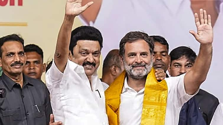 MK Stalin Invites Rahul Gandhi For Chennai Tour For Cycling Lunch And Pending Sweets Congress DMK Cycling, Lunch And 'Pending Sweets': MK Stalin And Rahul Gandhi Plan Chennai Tour In 'Brotherly' Banter