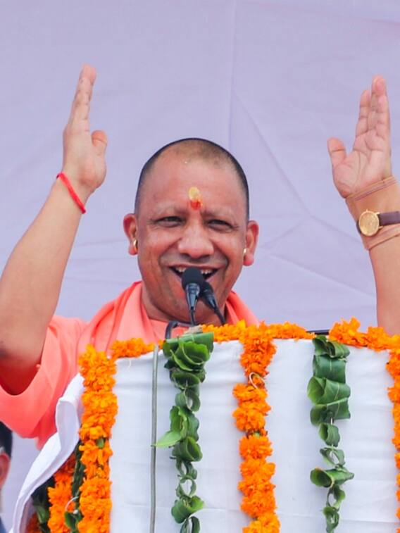 सिर्फ सीएम नहीं ये जिम्मेदारियां भी संभालते हैं योगी आदित्यनाथ