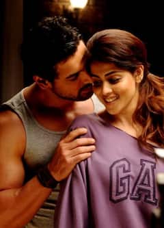 John Abraham के साथ इन फिल्मों में हुई नाइंसाफी, किसी में नहीं मिली हीरोइन, तो कभी बुरा हुआ अंत