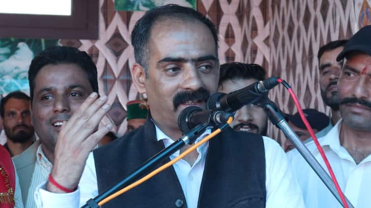 Himachal Cabinet Minister Anirudh Singh on Shimla Sanjauli Masjid in Monsoon Session ANN कांग्रेस के मंत्री ने विधानसभा में कहा- 'शिमला के संजौली में अवैध रूप से बनी है मस्जिद', BJP हुई खुश