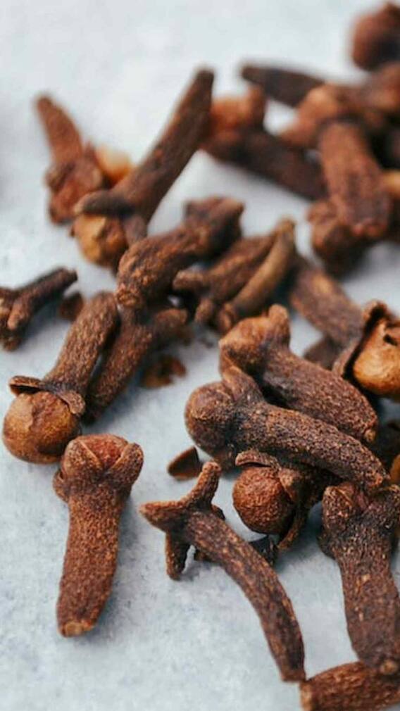 ਪਰਸ 'ਚ 2 ਲੌਂਗ ਰੱਖਣ ਨਾਲ ਹੋਣਗੀਆਂ ਕਈ ਸਮੱਸਿਆਵਾਂ ਦੂਰ