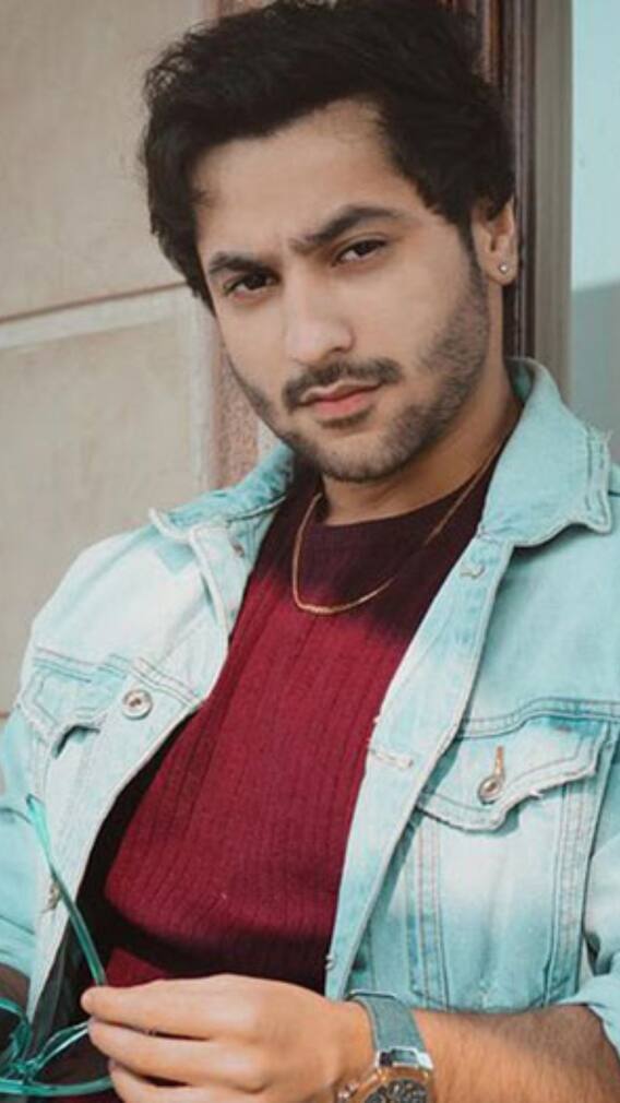 हर्ष बेनिवाल कहां के रहने वाले हैं, और कितनी है महीने की कमाई?