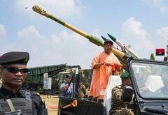 UP उप-चुनाव में रारः योगी आदित्यनाथ की ललकार के आगे अखिलेश यादव लहरा रहे तलवार! जानें, कौन ज्यादा धारदार