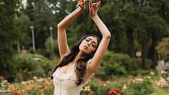 Parvati Melton: పూలతోటలో పార్వతి.. పవన్ కళ్యాణ్ మూవీ హీరోయిన్ ని పోల్చుకున్నారా మీరు!