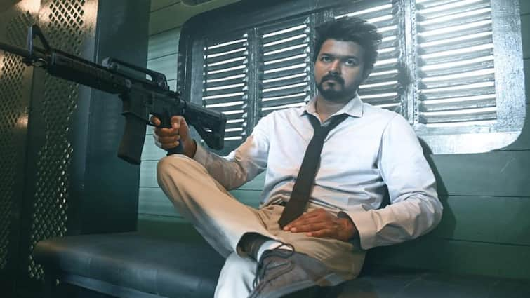 actor vijay goat movie first day collection know full details here GOAT Collection: தொடரும் ஹவுஸ்புல்! விஜய்யின் கோட் படத்தின் முதல் நாள் வசூல் இத்தனை கோடியா?