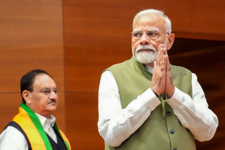 सुब्रमण्यम स्वामी बीजेपी में होकर भी पीएम नरेंद्र मोदी और बीजेपी से कड़े और बड़े सवाल पूछते हैं. वह उन्हें कई मुद्दों पर बुरी तरह घेरते भी नजर आए हैं.