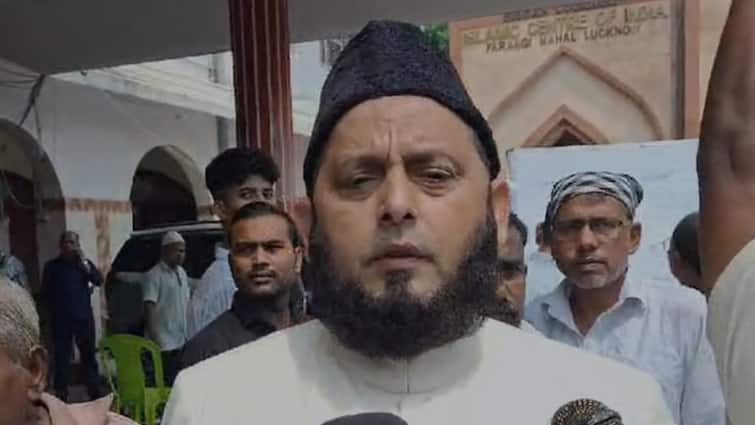 AIMPLB New Campaign Against Waqf Amendment Bill 2024 QR Code paste on Masjid वक्फ संशोधन बिल के खिलाफ AIMPLB ने चलाई नई मुहिम, मौलाना और इमामों से की ये अपील