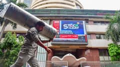 Sensex Tanks Over 1,000 Points; Nifty Below 24,850. Here's How Much Investors Have Lost Friday Morning