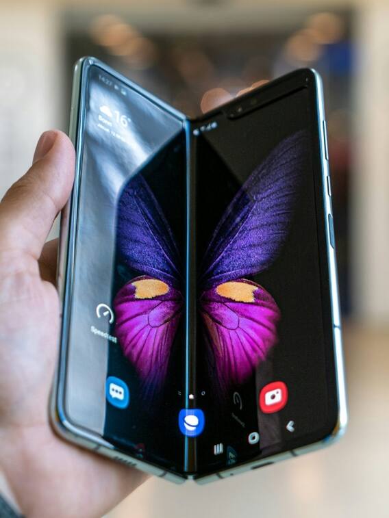 यूजर्स को तगड़ा गिफ्ट! 11 हजार सस्ता हुआ Samsung Galaxy Z Fold 5