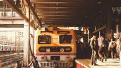 Indian Railway: হলুদ-কালোয় স্টেশনের নাম, সারা দেশে এই নিয়ম কেন জানেন?