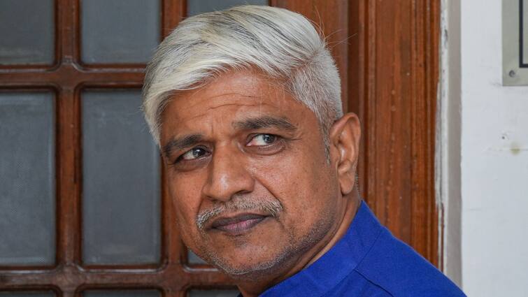 कांग्रेस में शामिल हुए AAP विधायक राजेंद्र पाल गौतम, कहा- 'नफरत के बाजार में...' AAP MLA Rajendra Pal Gautam to join Congress कांग्रेस में शामिल हुए AAP विधायक राजेंद्र पाल गौतम, कहा- 'नफरत के बाजार में...'