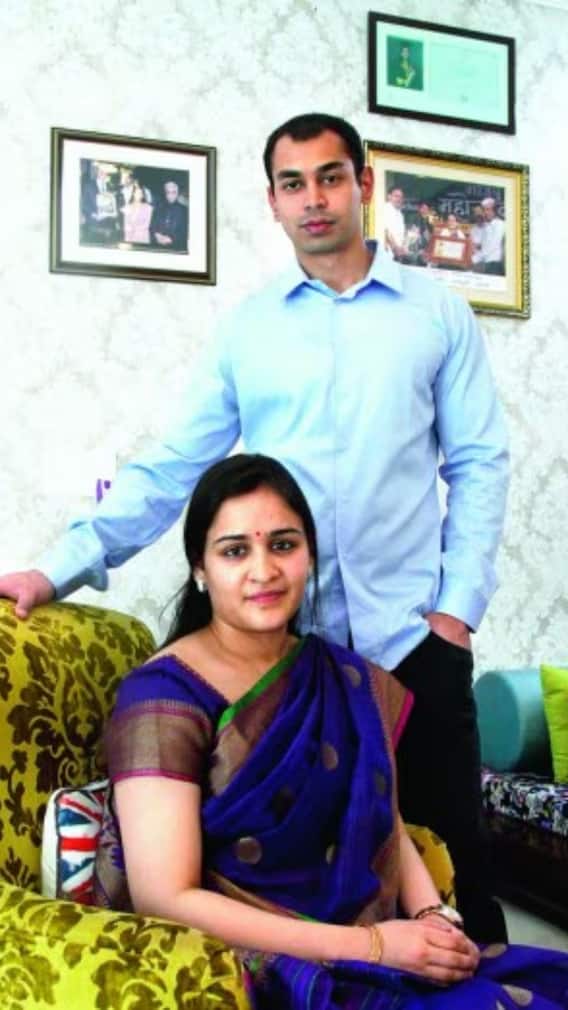 अपर्णा यादव के पति प्रतीक यादव क्या करते हैं?