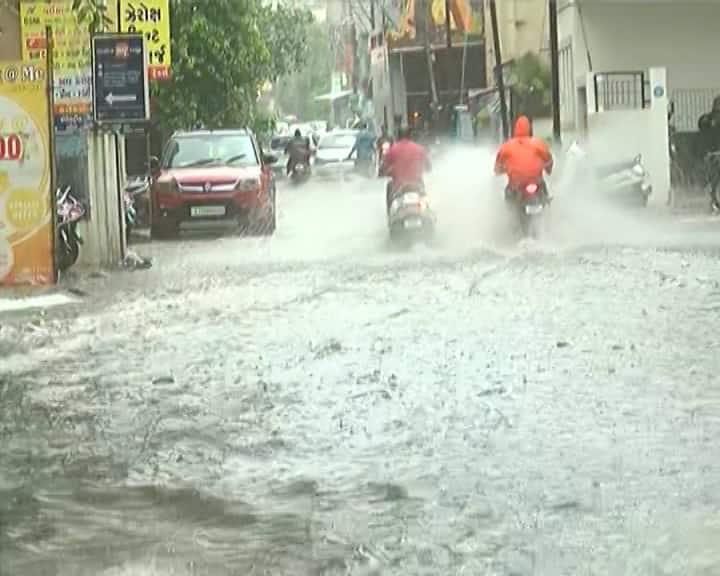 Gujarat heavy rain forecast: ગુજરાત રાજ્યમાં આગામી દિવસોમાં વરસાદની સંભાવના વ્યક્ત કરવામાં આવી છે.