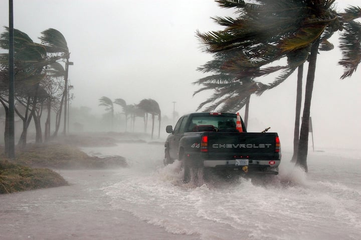 Typhoon Yagi In China: चीन में एक बार फिर तेज तूफान आने वाला है, जिसका नाम टाइफून यागी है. इससे कई शहर प्रभावित होने वाले हैं, वैज्ञानिकों का कहना है कि ये सबसे शक्तिशाली तूफानों में से एक है.