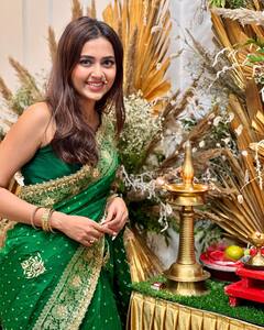 बॉयफ्रेंड करण कुंद्रा संग बप्पा को घर लाईं तेजस्वी प्रकाश, बेटियों संग गणपति की भक्ति में लीन दिखे गुरमीत-देबिना