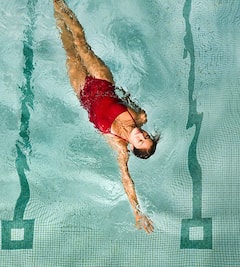 Swim During Pregnancy: ਗਰਭ ਅਵਸਥਾ ਦੌਰਾਨ ਤੈਰਾਕੀ ਕਿੰਨੀ ਹੈ ਲਾਭਦਾਇਕ, ਜਾਣੋ