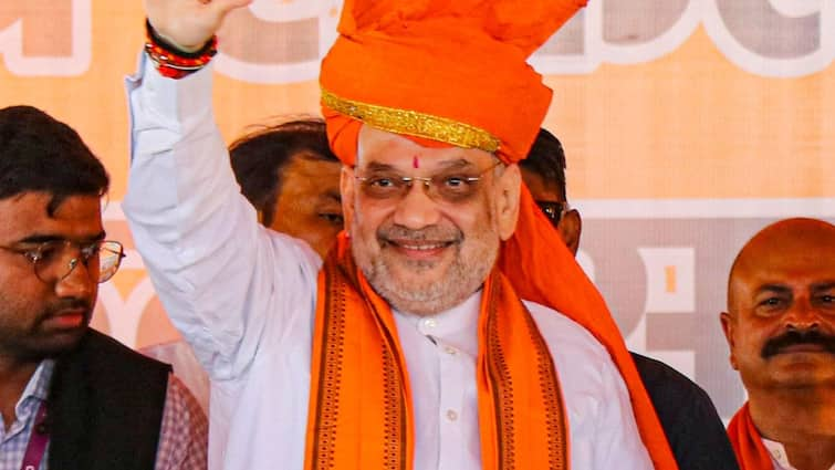 J&K Elections BJP Amit Shah First rally in Jammu Exposes Congress NC Agendas 'कब्र में सोए वोटर को...', J&K चुनाव से पहले बोले अमित शाह, बताया क्या है INC-NC का असली एजेंडा