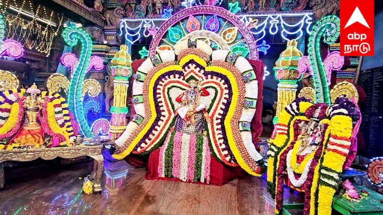 Vinayagar Chaturthi 2024 Festival at Puducherry Arulmigu Manakula Vinayagar Devasthanam Devotees line up to see Sami dharshan Vinayagar Chaturthi 2024: புதுவை ஸ்ரீமணக்குள விநாயகர் கோயிலில் சதுர்த்தி விழா! நீண்ட வரிசையில் பக்தர்கள் சாமி தரிசனம்