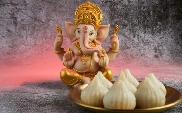 Ganesh Chaturthi News 25000 crore business will be done on the occasion of Ganeshotsav देशभरात गणेशोत्सवाचा माहोल! 25000 कोटींचा व्यवसाय होणार, काय सांगतो CAT चा अहवाल?