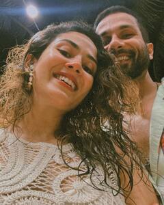 ‘वो जादू है, मेरे दिल को रोशन करती हैं’, वाइफ मीरा के बर्थडे पर तस्वीरें शेयर कर शाहिद कपूर ने लुटाया प्यार