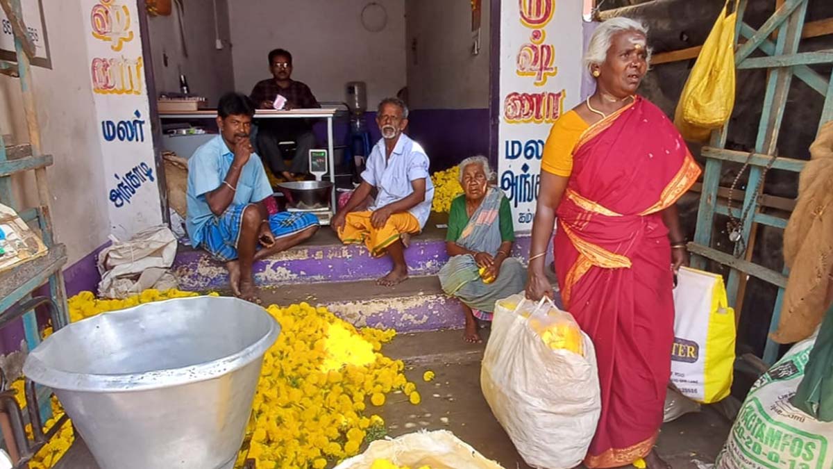 Vinayagar Chaturthi 2024: விநாயகர் சதுர்த்தியையொட்டி தேனி , திண்டுக்கல்லில் பூக்கள் விற்பனை அதிகரிப்பு