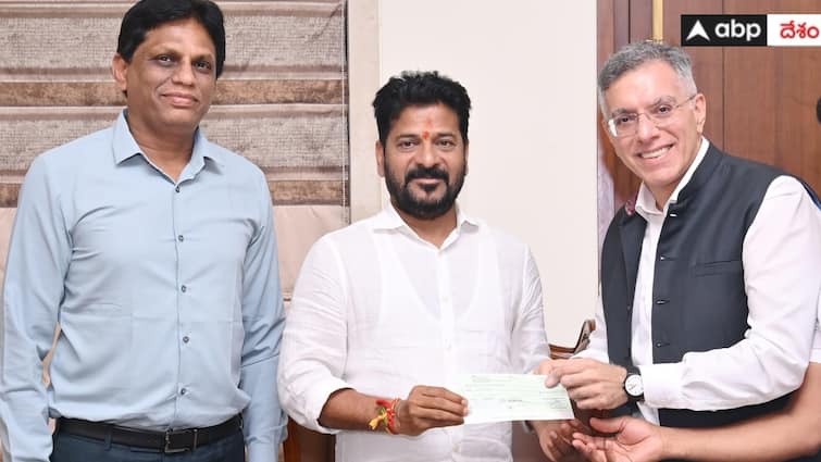 Ravi Raheja donates 5 crore Rupees to Telangana CM Relief Fund Telangana CMRF: తెలంగాణ సీఎం రిలీఫ్‌ ఫండ్‌కు భారీ విరాళాలు - పెద్ద మనసుతో ఎవరెవరు ఎంతిచ్చారంటే!