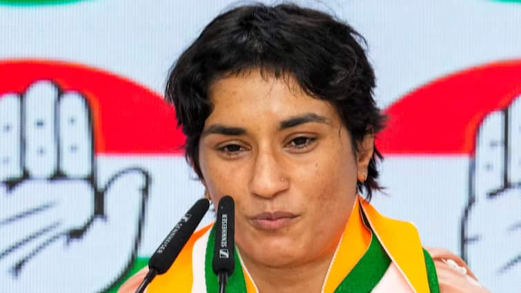 Vinesh Phogat first reaction on getting ticket from julana congress Haryana Assembly Election जुलाना से कांग्रेस का टिकट मिलने पर विनेश फोगाट की पहली प्रतिक्रिया, जानें क्या कहा?