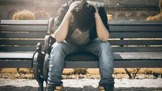 Astrology Tips : சிக்கல்களை ஈர்க்கும் மோசமான பழக்கங்கள்!