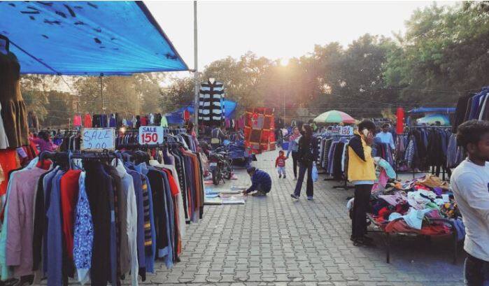 Strict rules will be made for vendors in Chandigarh Chandigarh News: ਰੇਹੜੀਆਂ ਵਾਲੇ ਨਗਰ ਨਿਗਮ ਨੂੰ ਨਹੀਂ ਦੇ ਰਹੇ ਫੀਸ, ਸਬਕ ਸਿਖਾਉਣ ਲਈ ਬਣਾਏ ਜਾ ਰਹੇ ਨੇ ਸਖ਼ਤ ਨਿਯਮ, ਜਾਣੋ ਕਿਉਂ ਛਿੜਿਆ ਵਿਵਾਦ ?