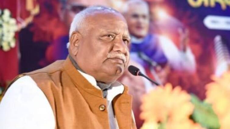 Ayodhya BJP Former MP Leaves Press Conference Says Will not Share Dias with Mafia 'माफिया के साथ मंच नहीं शेयर करूंगा...' प्रेस कॉफ्रेंस छोड़ भागे बीजेपी पूर्व सांसद, पार्टी की अयोध्या इकाई में ऑल इज वेल?