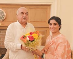 Haryana Elections 2024: ਜੁਲਾਨਾ 'ਚ ਵਿਨੇਸ਼ ਫੋਗਾਟ ਨੂੰ ਟੱਕਰ ਦਏਗਾ ਇਹ ਸ਼ਖਸ਼, BJP ਇਸ ਚਿਹਰੇ 'ਤੇ ਲਗਾ ਸਕਦੀ ਸੱਟਾ!