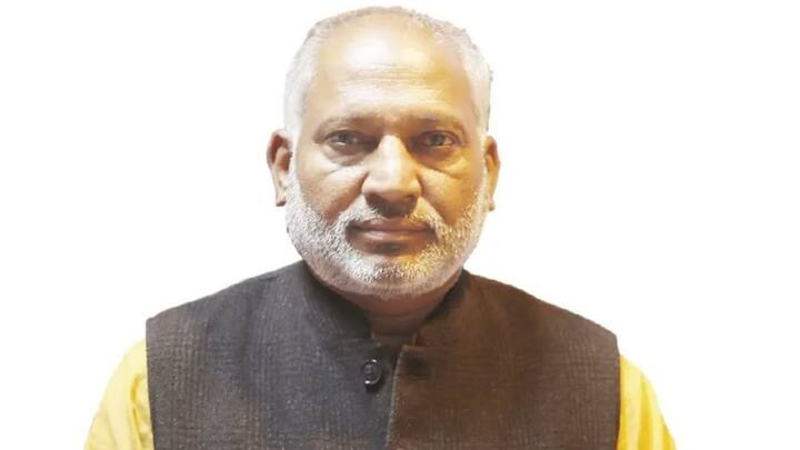MLA Lakshman Dass Napa, who was also denied a BJP ticket, quit the party. He met former Haryana CM Bhupinder Singh Hooda at his residence after resigning and announced that he will be joining Congress.(Image Source: X/@DeshKaVerdict)